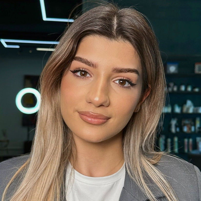 Осветление бровей