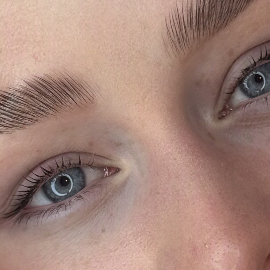 Ламинирование ресниц+окрашивание ресниц