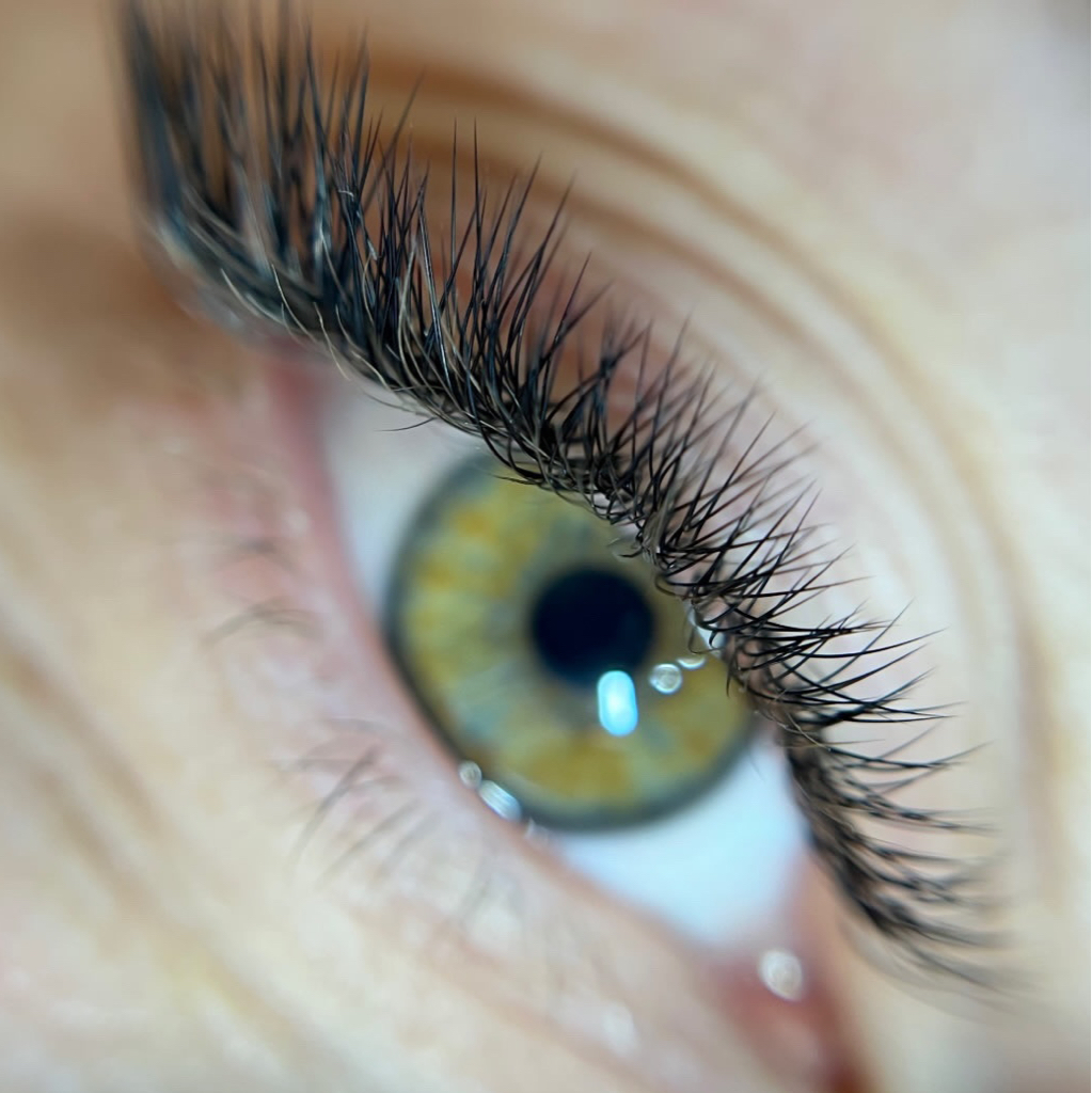 ✔️Наращивание в изгибе М, L ✔️Наращивание в цвете Горький шоколад  ✔️Добавление лучей