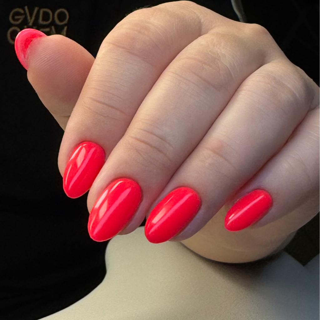 Маникюр "Стандарт" ( снятие+ маникюр+ выравнивание+ однотонное покрытие гель-лак )