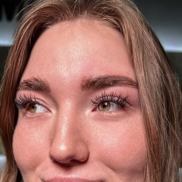 Окрашивание+коррекция бровей