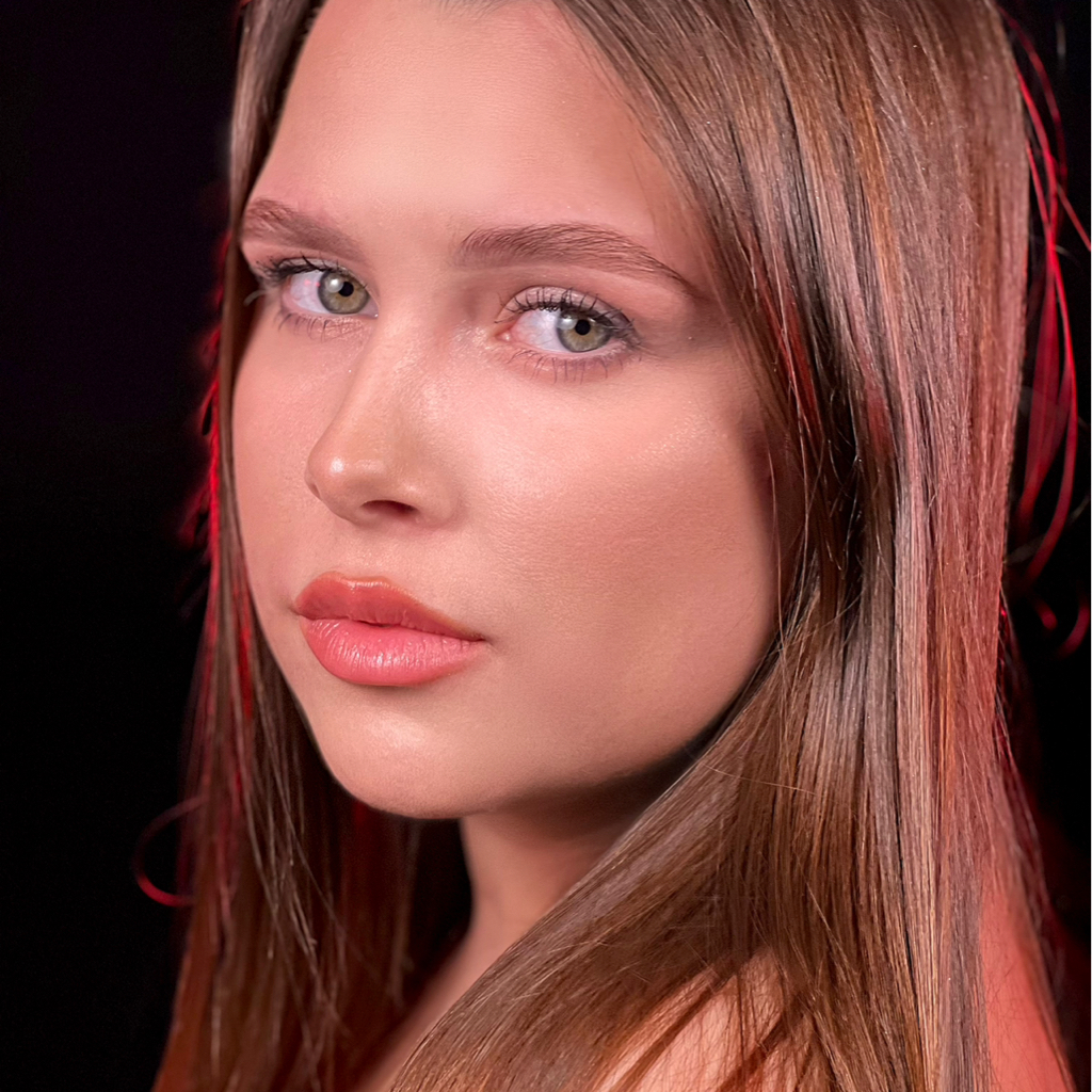 Окрашивание бровей +коррекция(воск/пинцет)