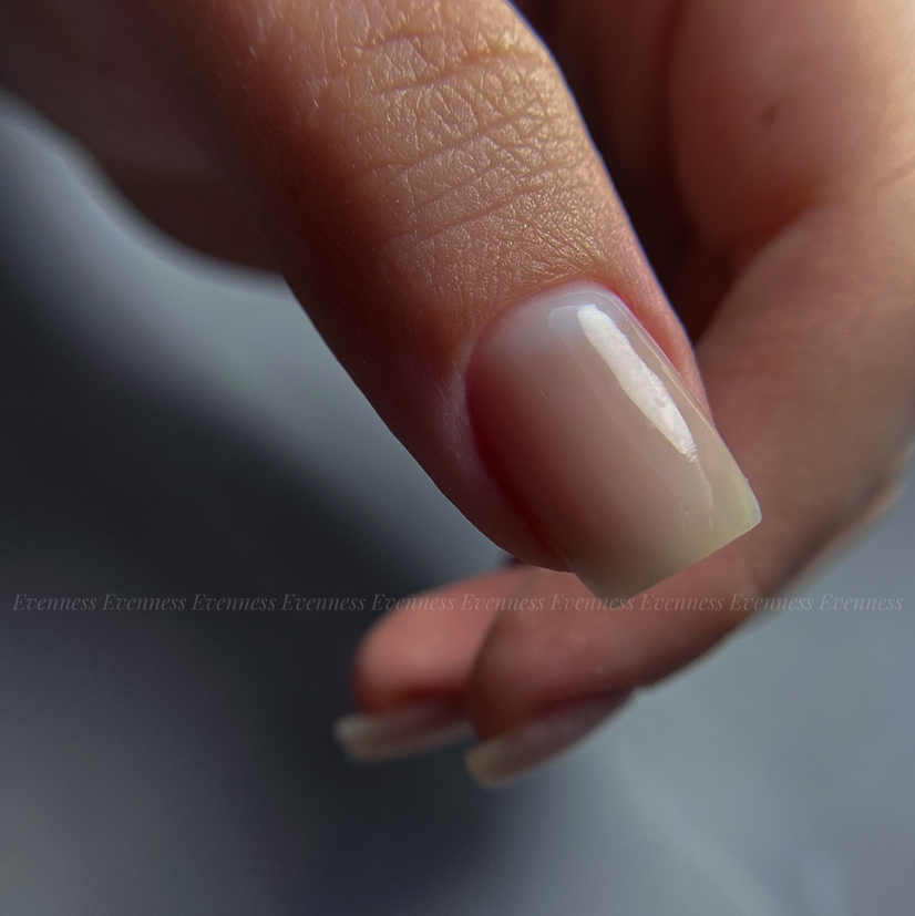 Эффект Голых ногтей