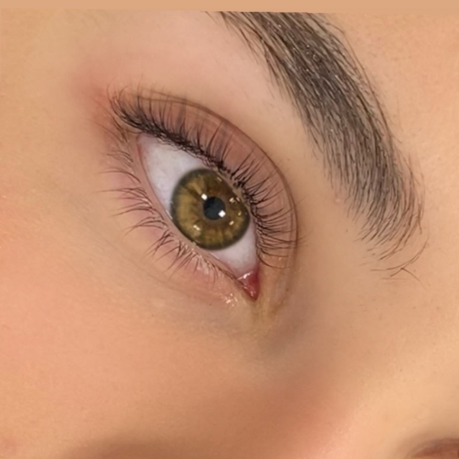 Классическое наращивание ресниц