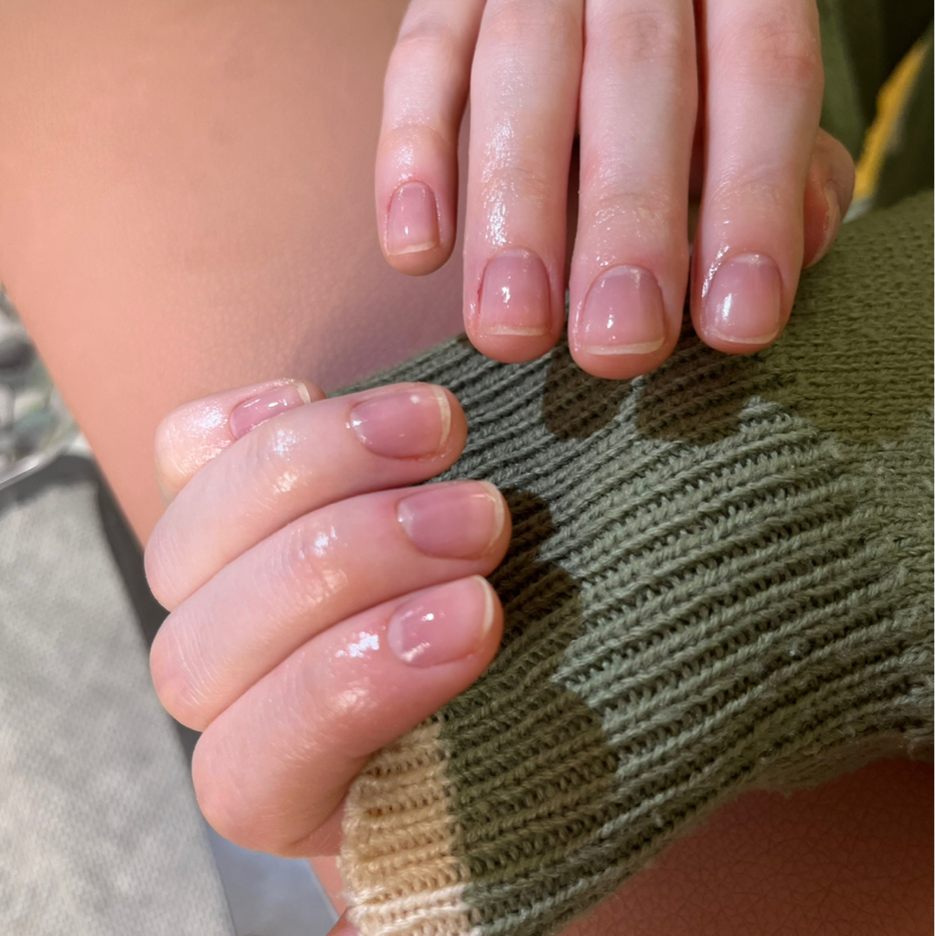 00. Pflege (Junior-Nageldesignerin)