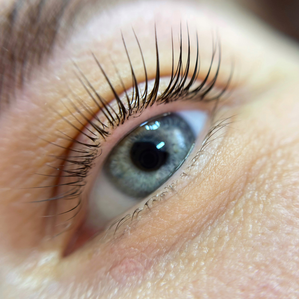 Ламинирование ресниц