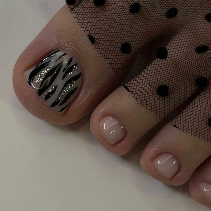 ПЕДИКЮР С ПОКРЫТИЕМ + СТОПА