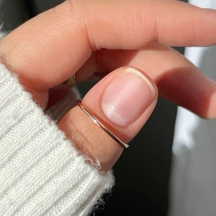 Пилочный маникюр без покрытия