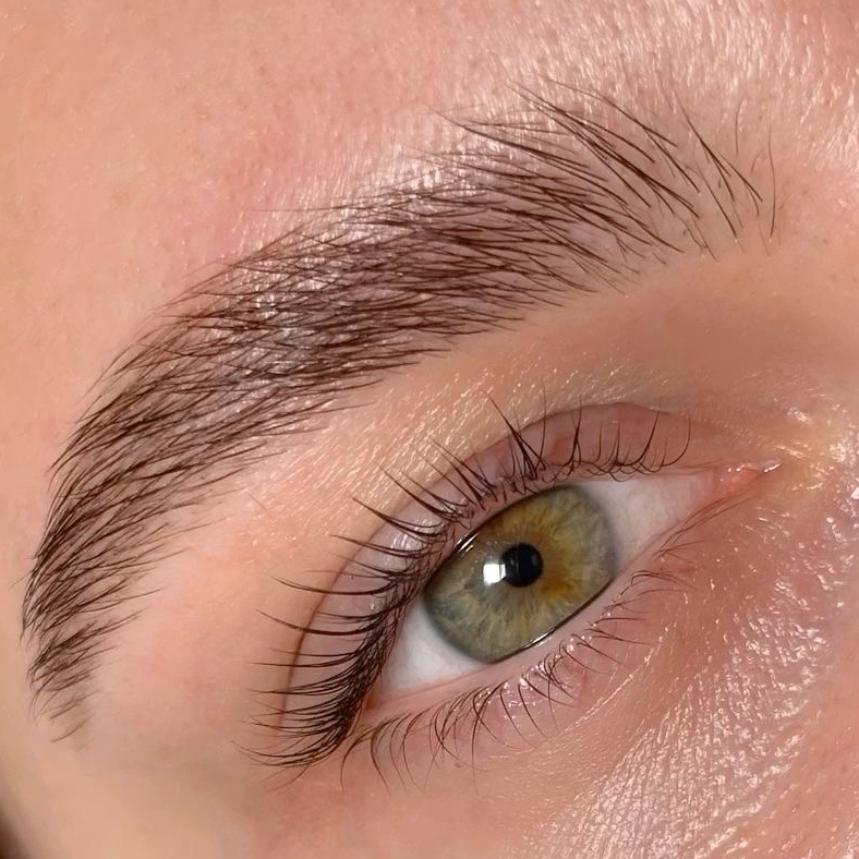 Ламинирование бровей (без окрашивания и построения формы)