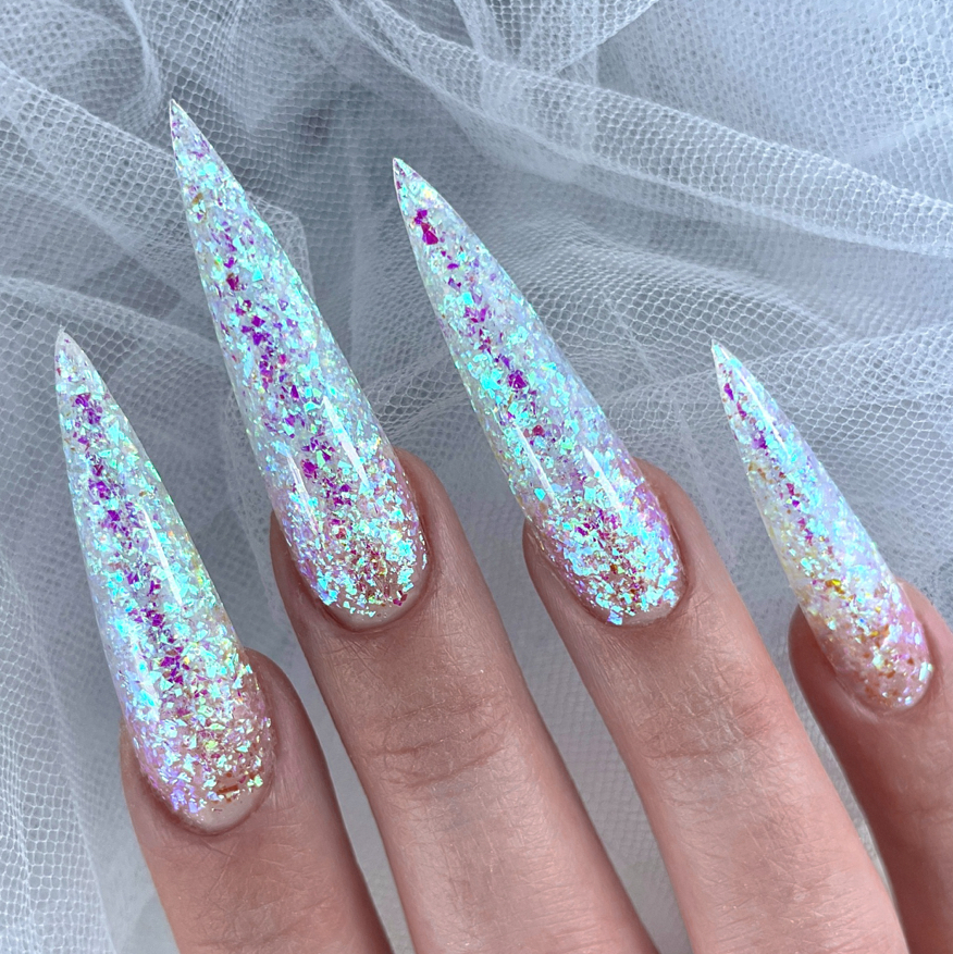 Наращивание ногтей