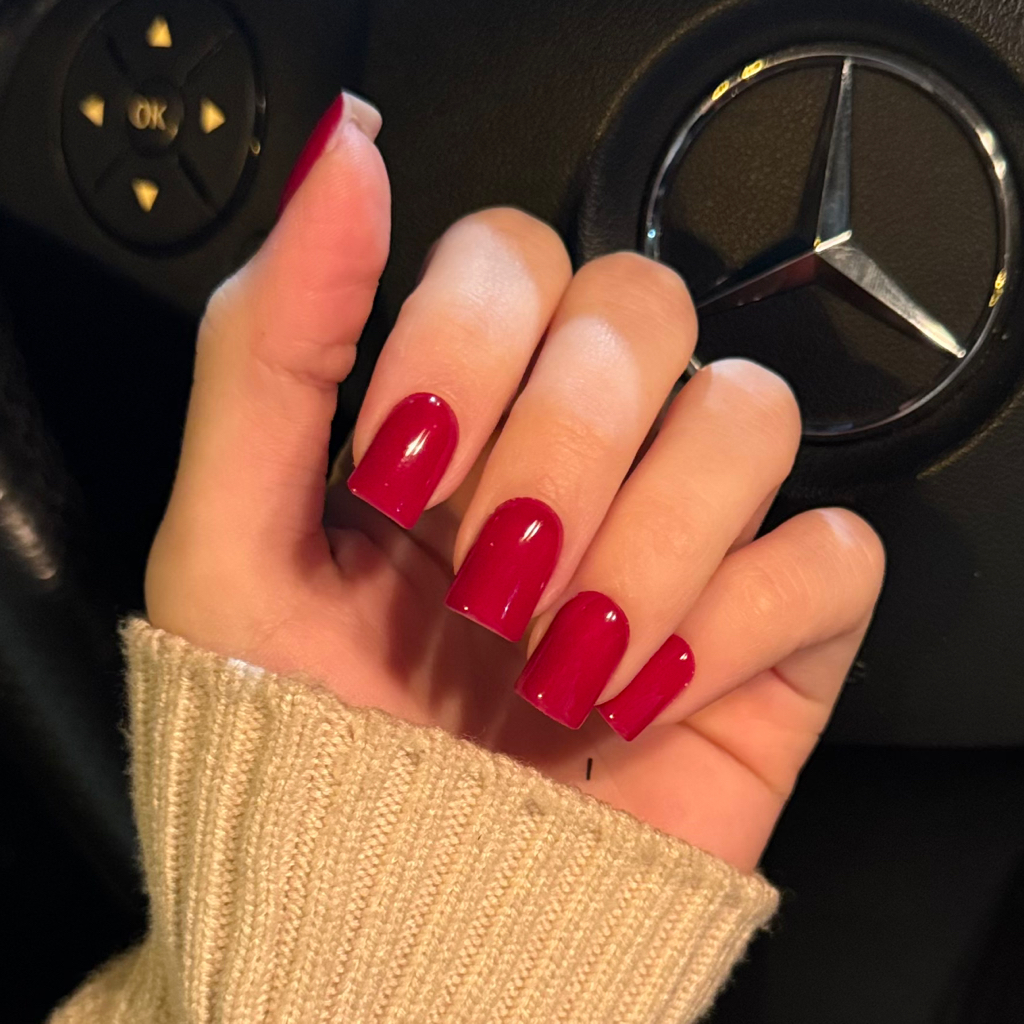 Маникюр с покрытие гель лак,и выстраивание архитектуры(без снятия)