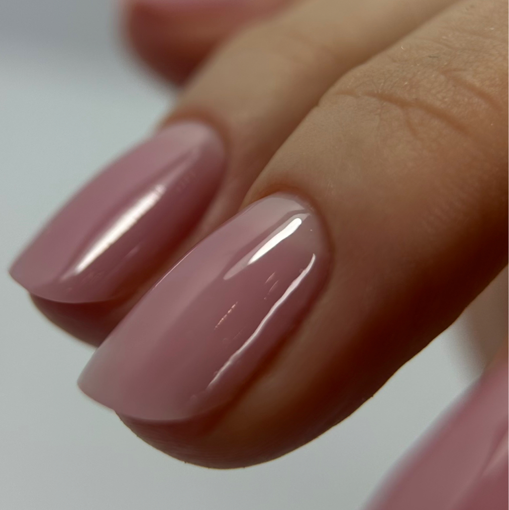 Ремонт ногтя.