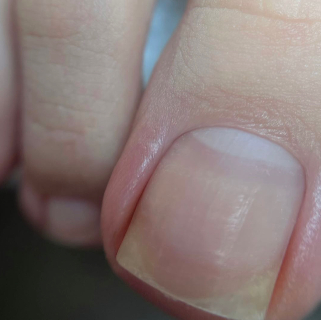 Педикюр(пальцы) без покрытия.