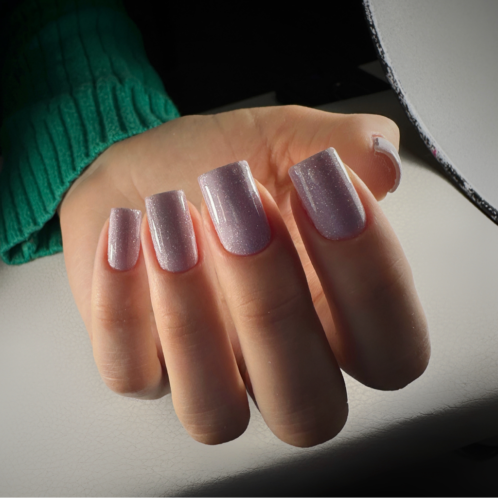 Маникюр с покрытием гель лак (цвет) без укрепления