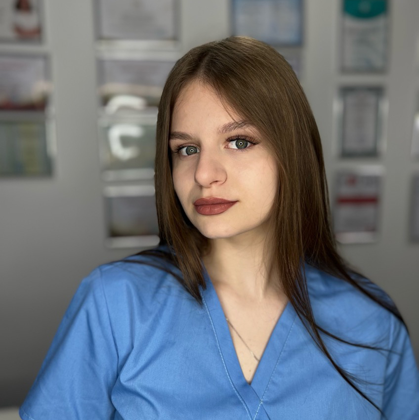 Топ-мастер Бровист , Мастер По Наращиванию Ресниц Диана