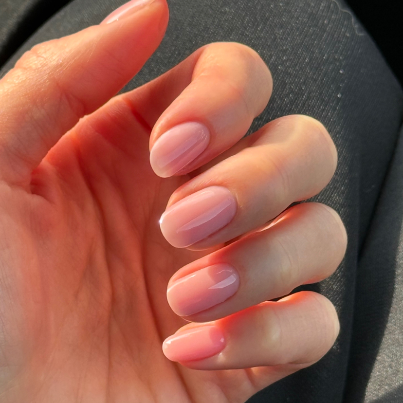 Маникюр с покрытием гель-лак