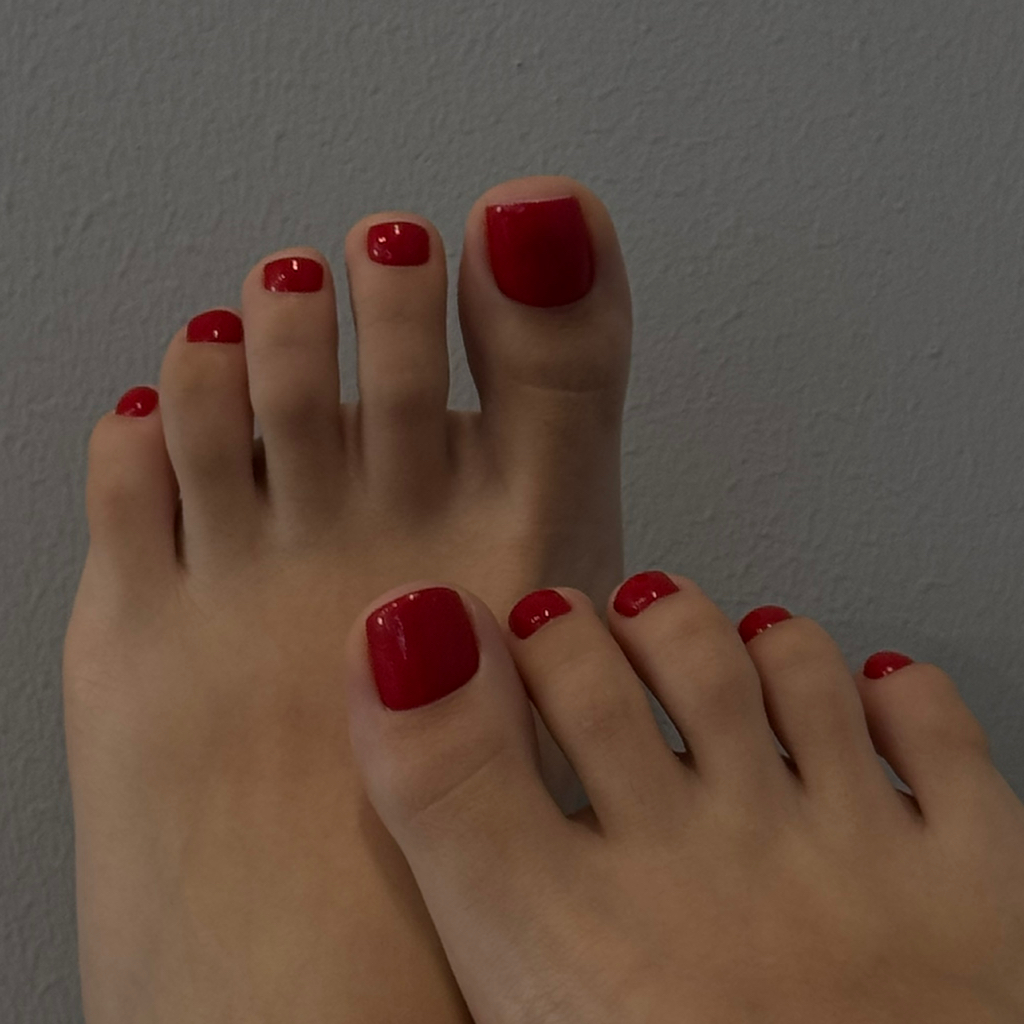 Педикюр пальчики с покрытием