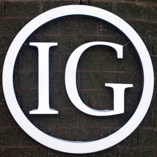 Больше не работает: Академия красоты, салон красоты, Свердловская область, Екате