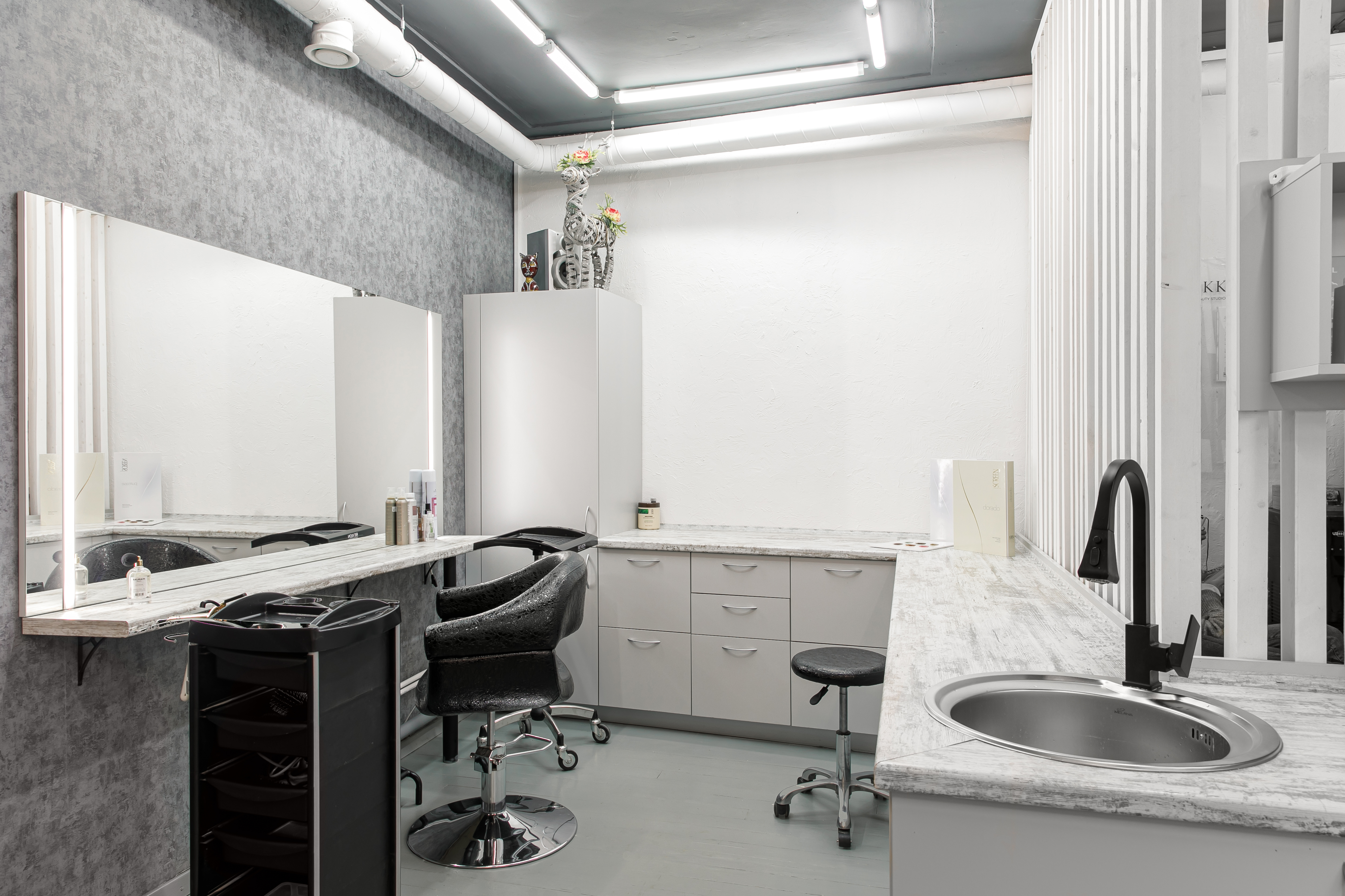 Мөлдір Белладағы порно стриптиз