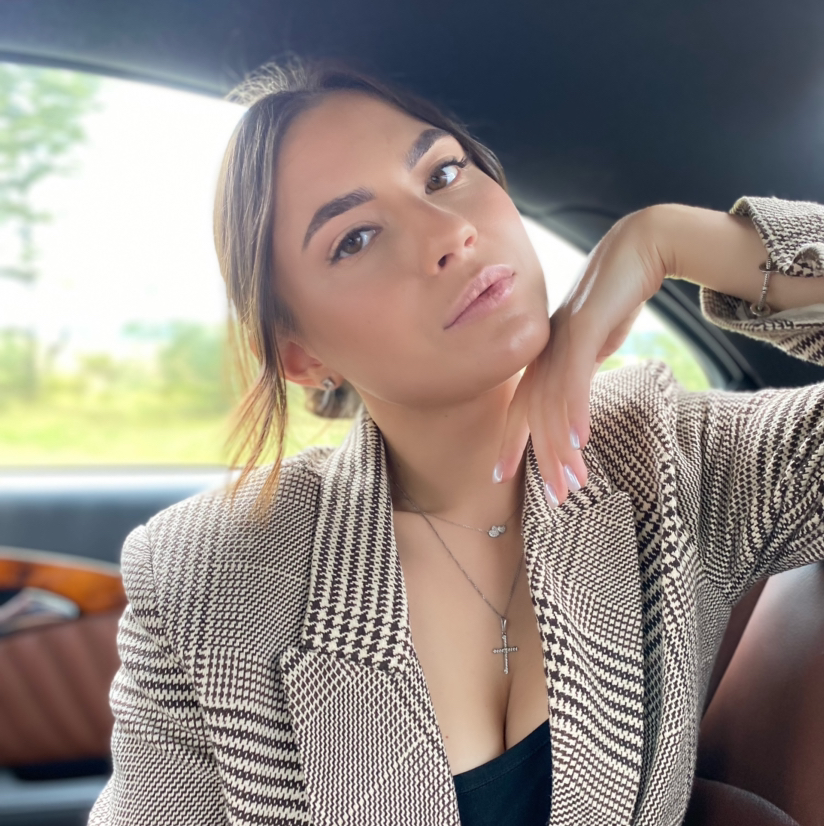 Мастер Дарья (Социалистическая)