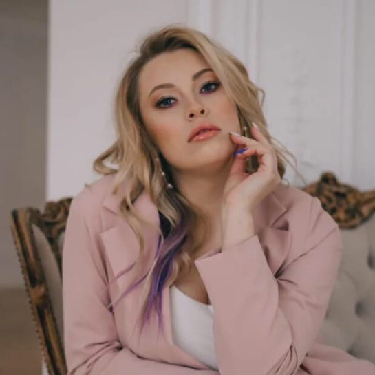 Плешачева Юлия Плешачева