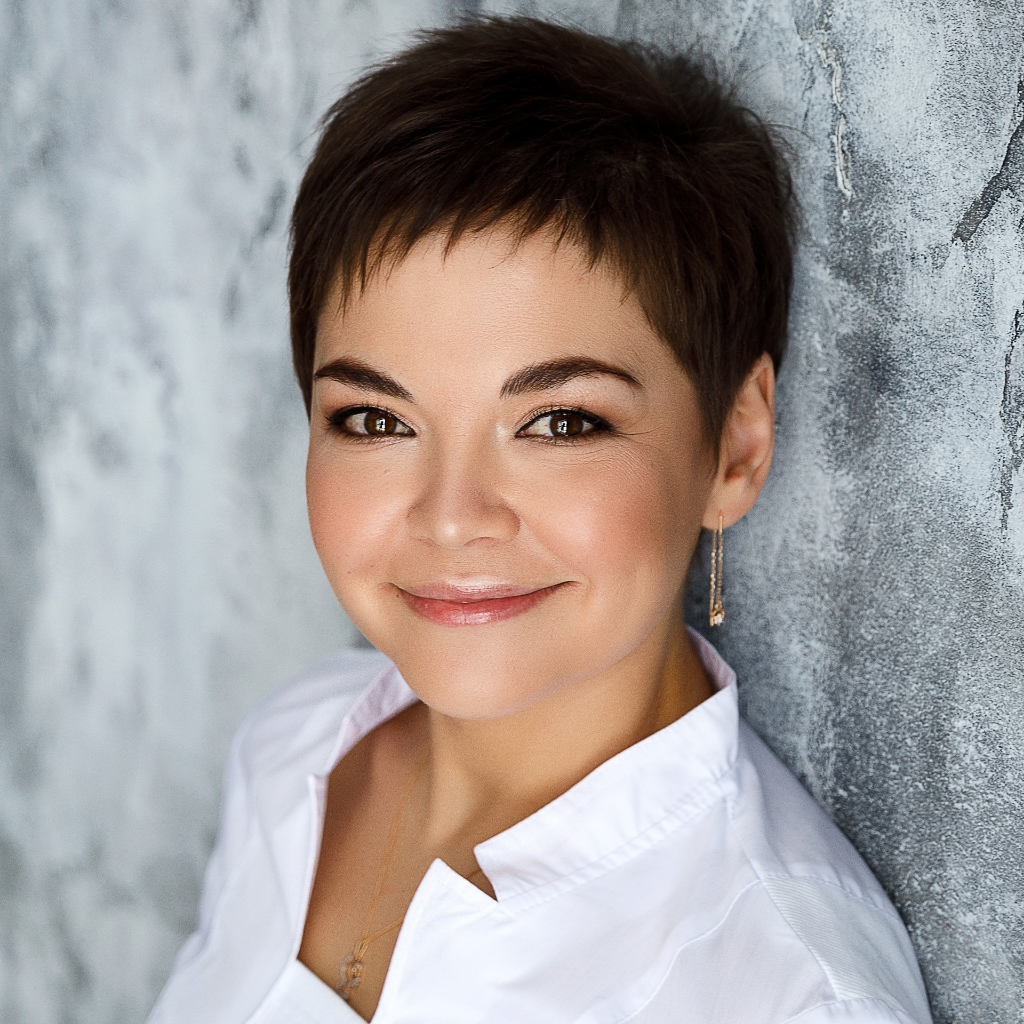 Ломакина Елена