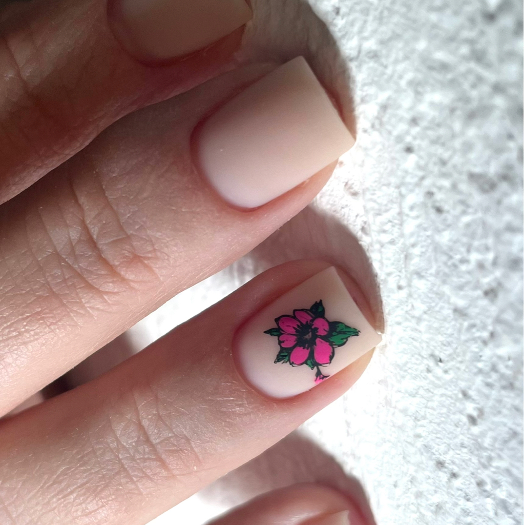 Маникюр с покрытием (Короткие ногти)