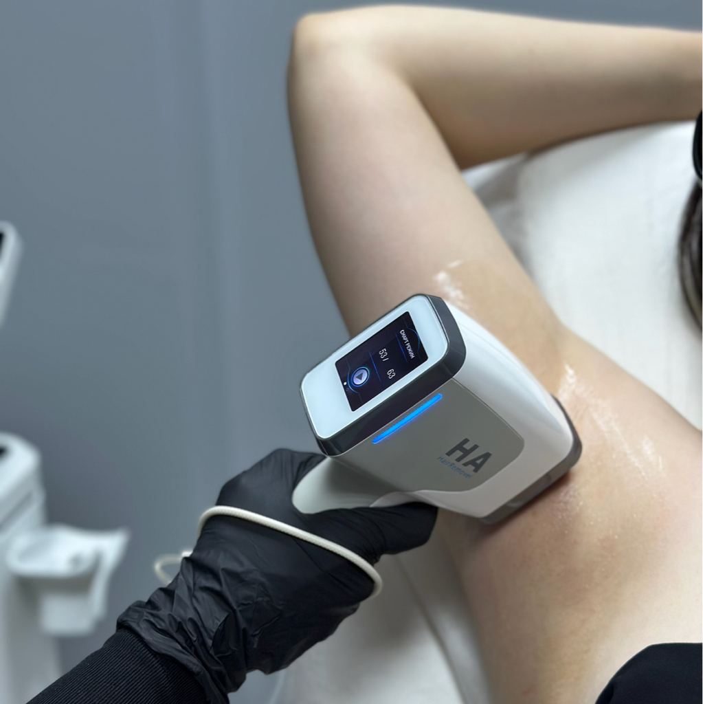 Подмышечные впадины