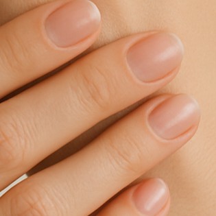 Маникюр комбинированный