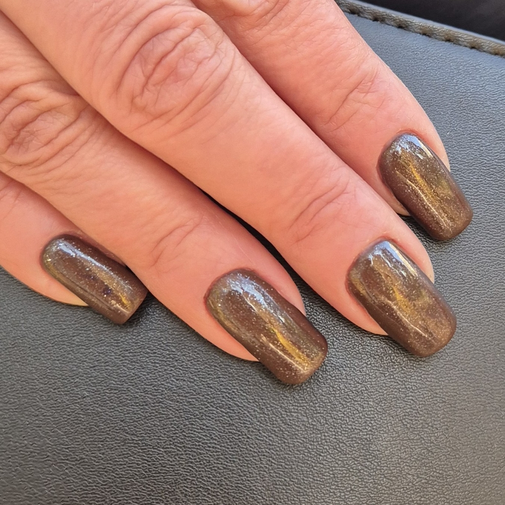 Маникюр с долговременным покрытием гель длина 3-4