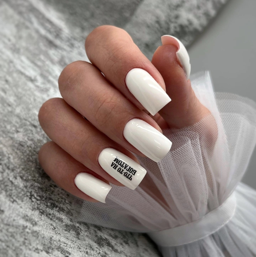 Маникюр с покрытием + сложная коррекция (исправление клюющих, скрученных ногтей) + дизайн по желанию