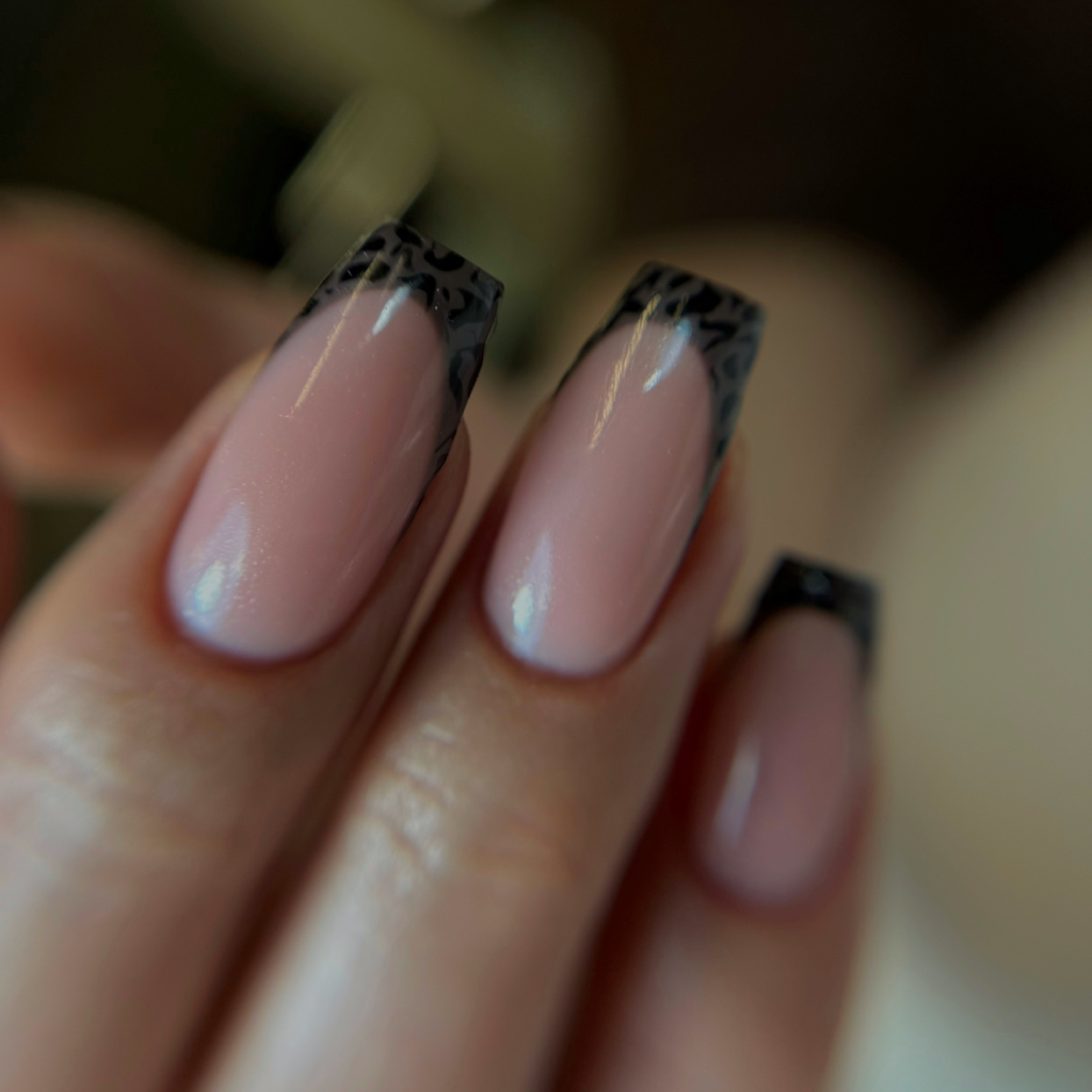 Маникюр Френч