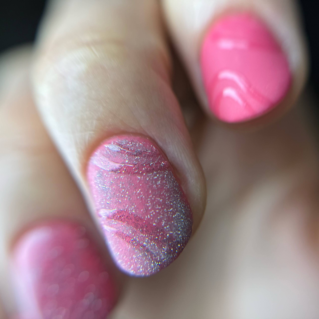 Блёстки, кошачий глаз