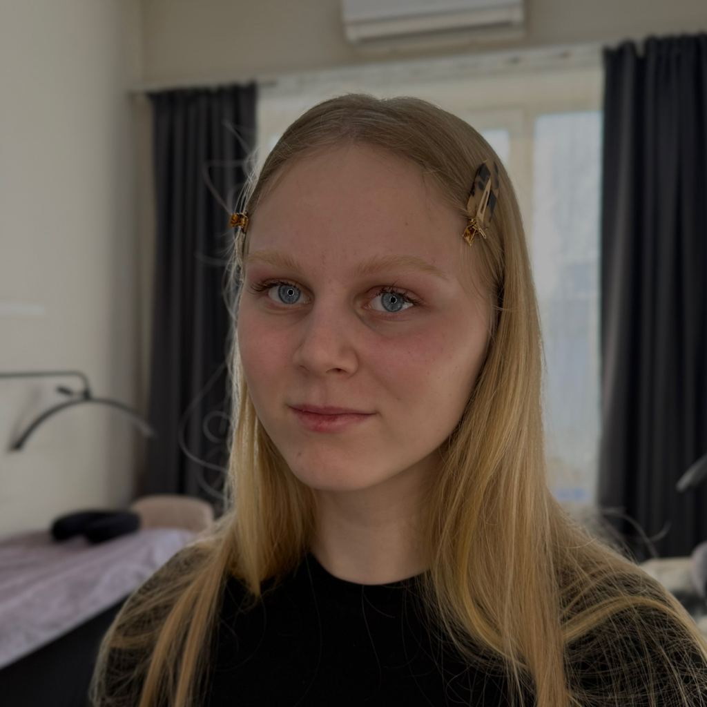 Коррекция бровей