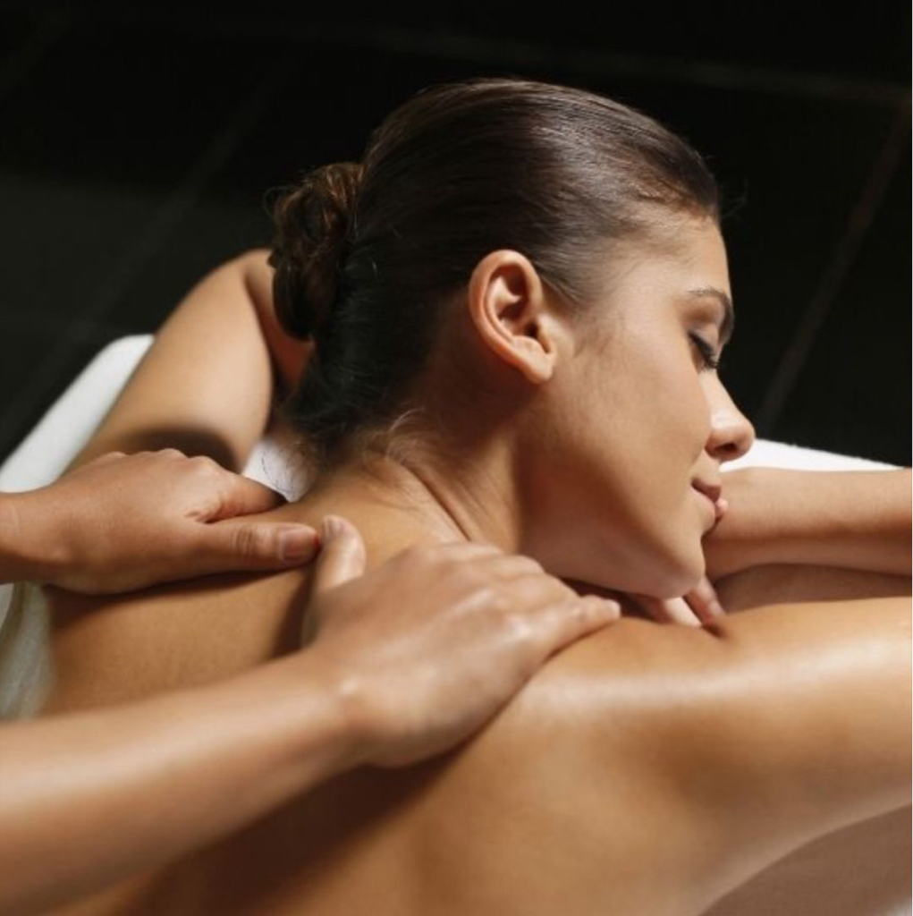 Массаж шейно-воротниковой зоны