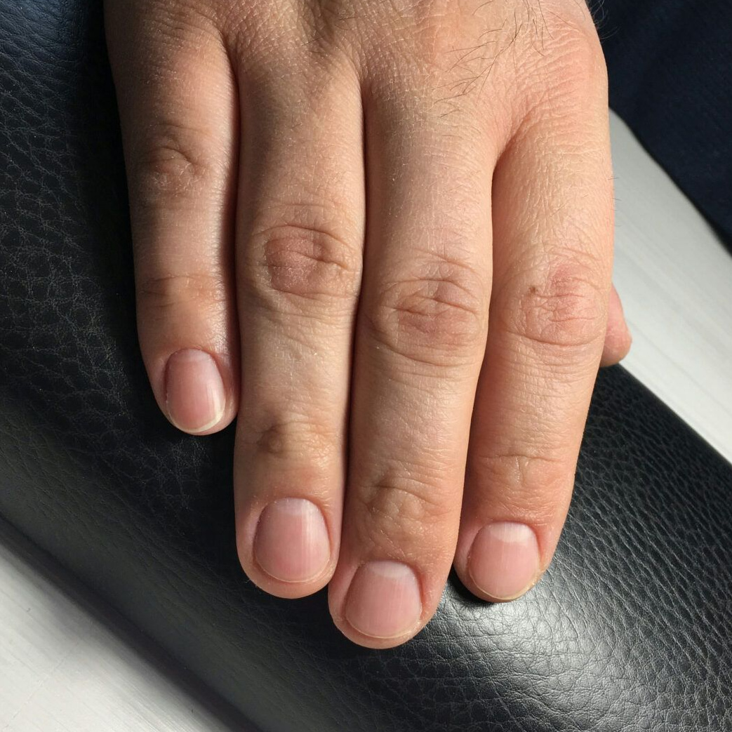 Маникюр мужской