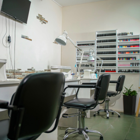 Студия маникюра NAIL_INDUSTRY_SCHOOL