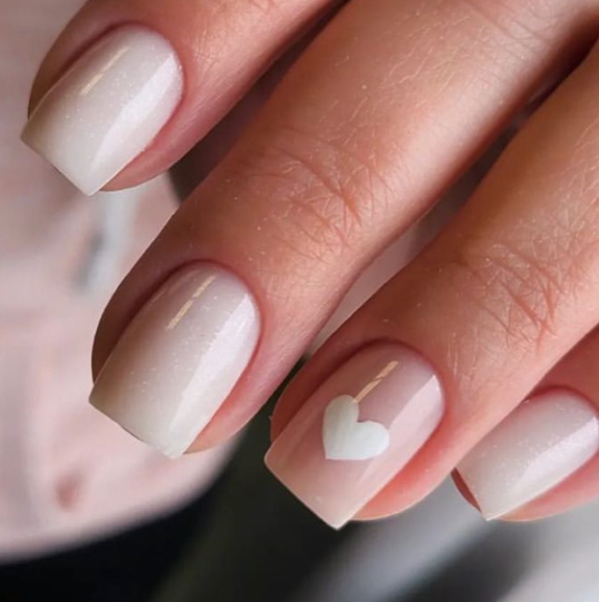 Маникюр с покрытием гель лак