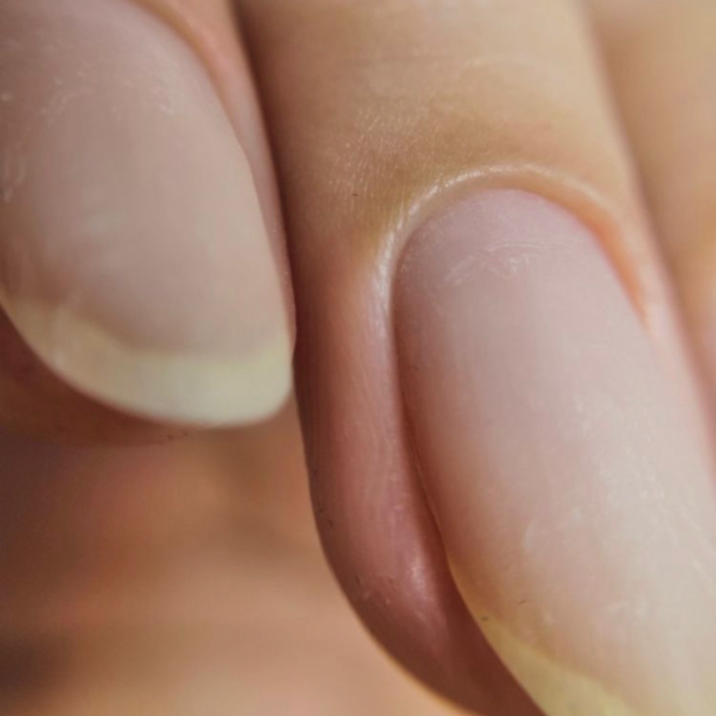 Маникюр (аппаратный,комбинированный)