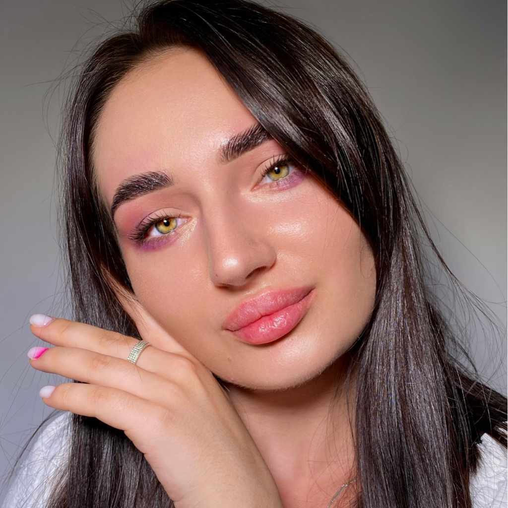 Архитектура бровей (воск+пинцет)