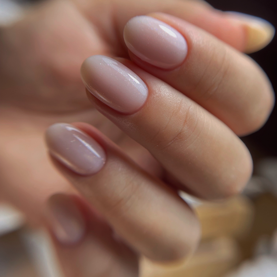 Комбинированный маникюр+ укрепление+  покрытие+ дизайн (по желанию)