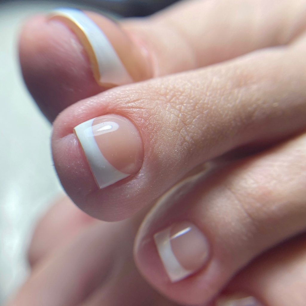 Обработка пальчиков с покрытием гель-лака