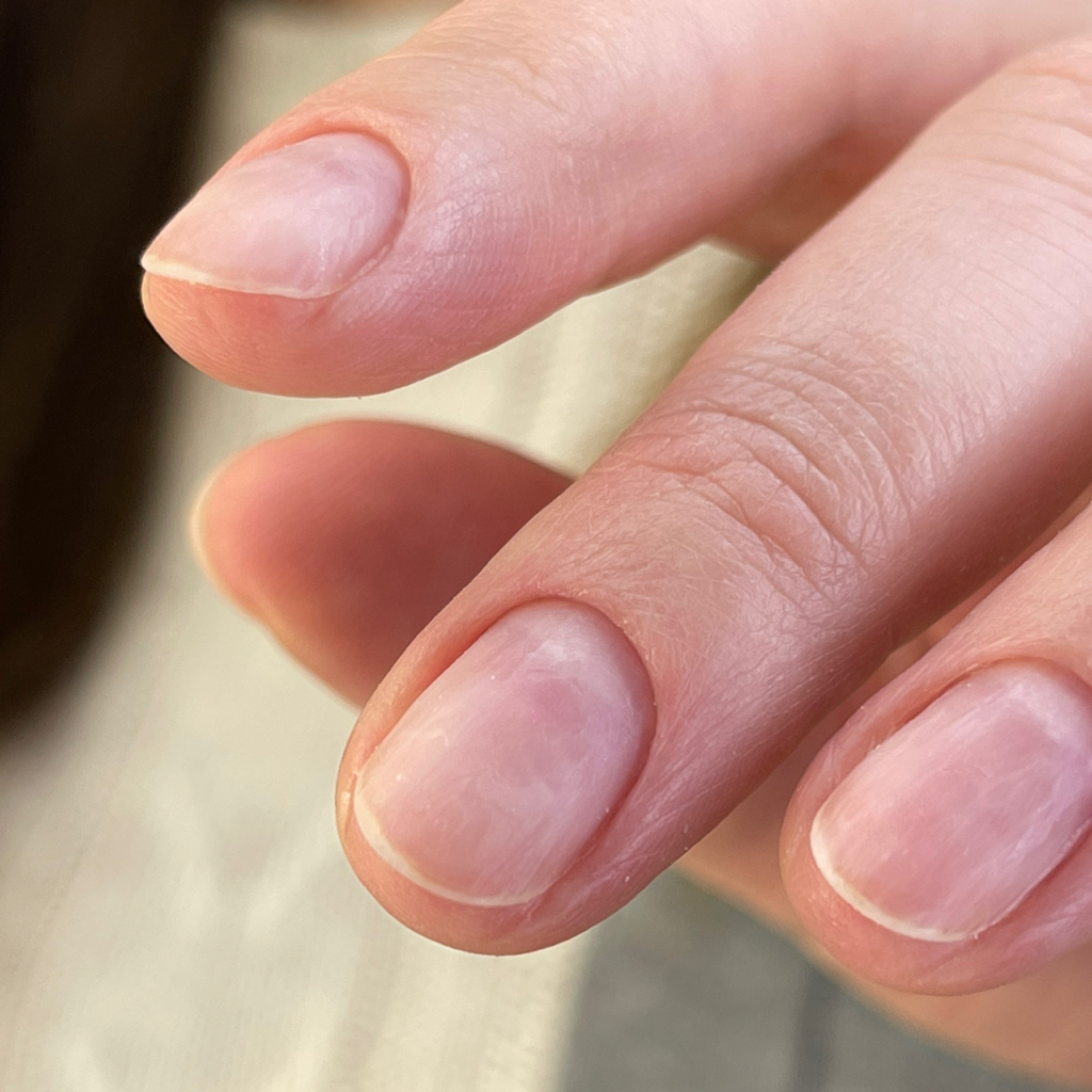 Маникюр без покрытия