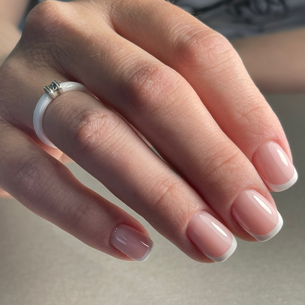 Френч+аппаратный маникюр