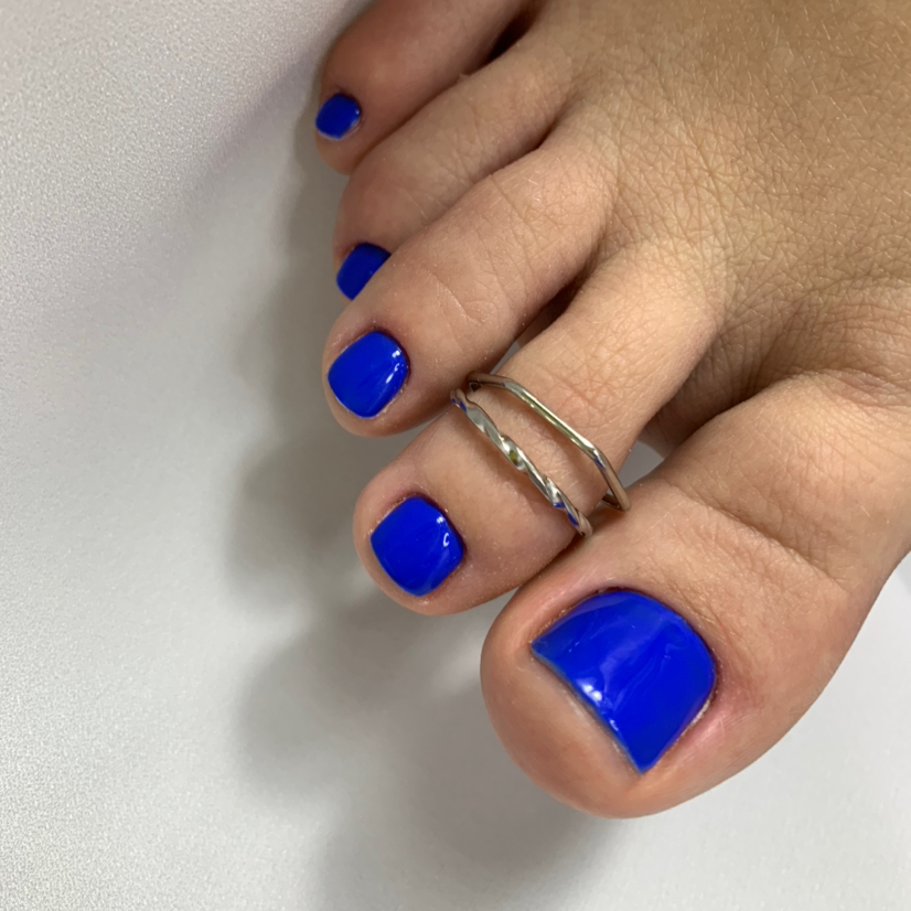 Обработка пальчиков на ногах с покрытием гель-лак, ( дополнительный дизайн оплачивается отдельно)