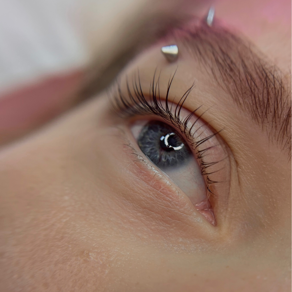 Ламинирование ресниц+ окрашивание ресниц