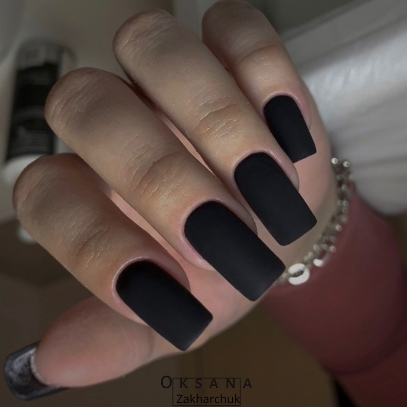 Наращивание ногтей (однотонное)