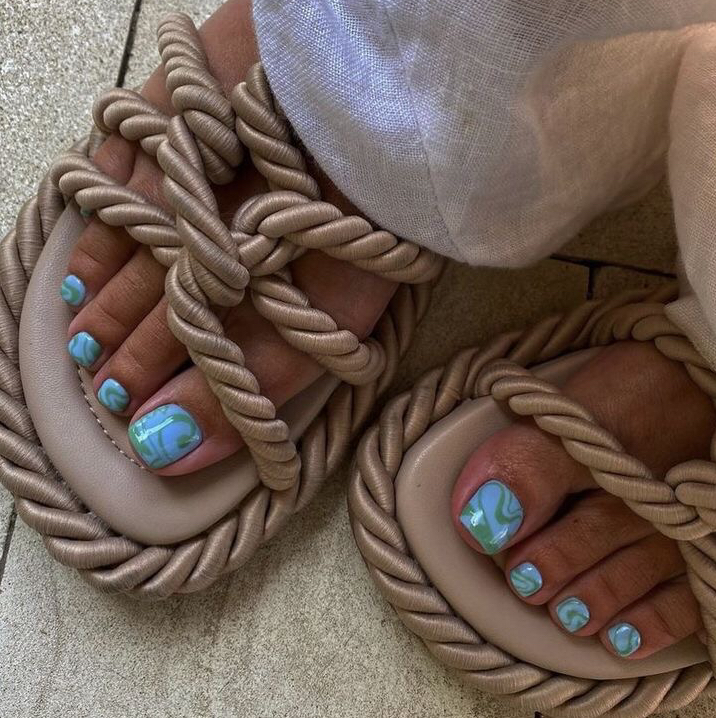 Педикюр экспресс(пальчики+гель-лак)