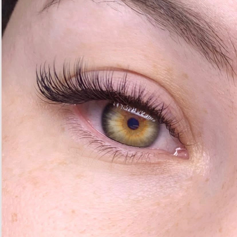 Наращивание ресниц 1,5 D