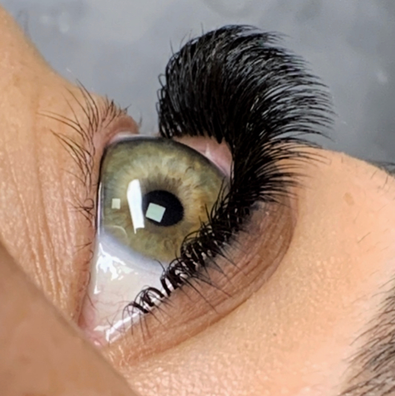 Наращивание ресниц 3D-3,5D